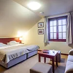 Wzgorze Poreba - W Ofercie Darmowe Ladowanie Aut Elektrycznych Bed & Breakfast