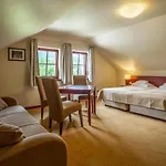 Wzgorze Poreba - W Ofercie Darmowe Ladowanie Aut Elektrycznych Bed & Breakfast Długopole-Zdrój