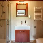 Wzgorze Poreba - W Ofercie Darmowe Ladowanie Aut Elektrycznych 3*
