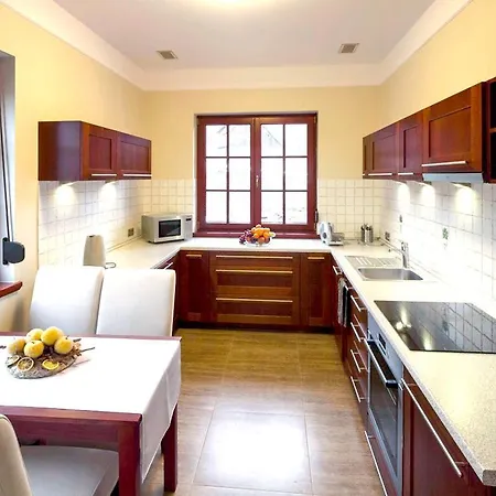 Bed & Breakfast Wzgorze Poreba