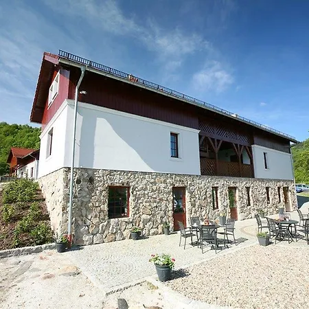 Wzgorze Poreba - W Ofercie Darmowe Ladowanie Aut Elektrycznych Długopole-Zdrój