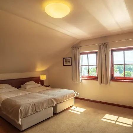 B&B Wzgorze Poreba - W Ofercie Darmowe Ladowanie Aut Elektrycznych 3*