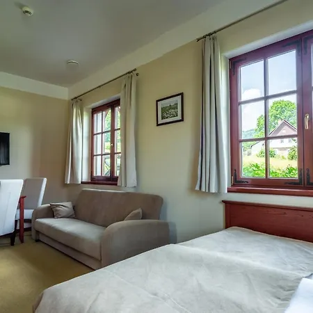 Wzgorze Poreba - W Ofercie Darmowe Ladowanie Aut Elektrycznych 3*