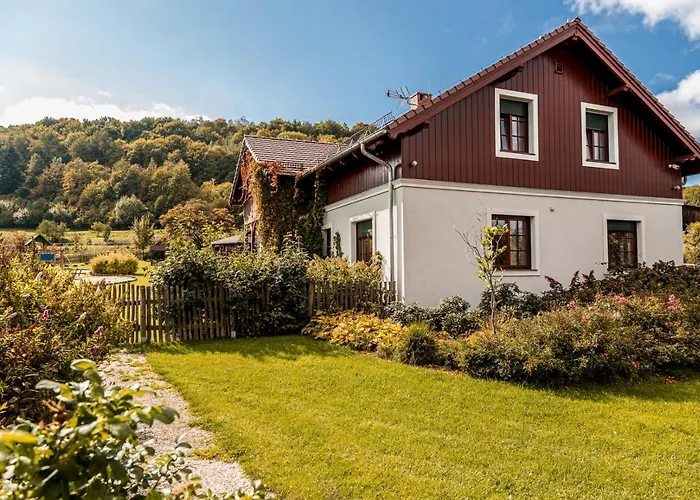 Wzgorze Poreba - W Ofercie Darmowe Ladowanie Aut Elektrycznych 3*