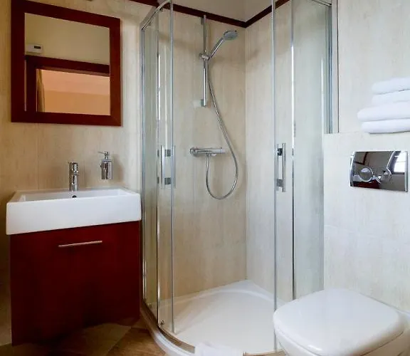 Wzgorze Poreba - W Ofercie Darmowe Ladowanie Aut Elektrycznych Panzió 3*