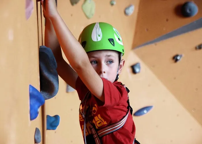 Wzgorze Poreba - W Ofercie Darmowe Ladowanie Aut Elektrycznych Długopole-Zdrój