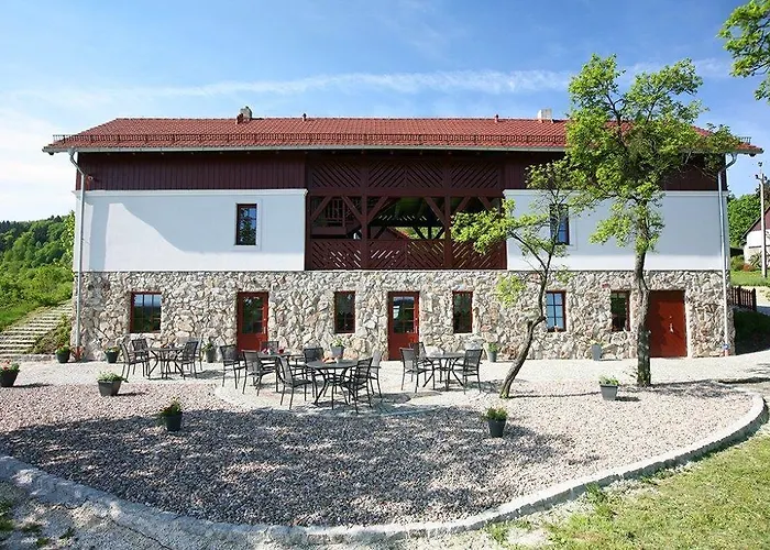 Wzgorze Poreba - W Ofercie Darmowe Ladowanie Aut Elektrycznych