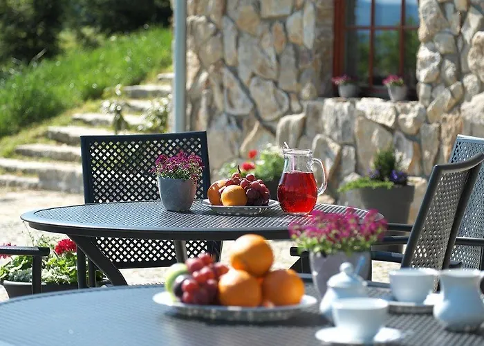 Wzgorze Poreba - W Ofercie Darmowe Ladowanie Aut Elektrycznych Długopole-Zdrój