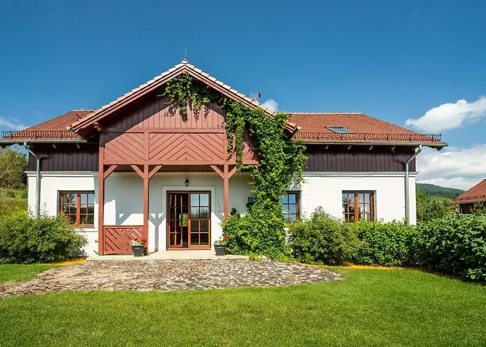 Wzgorze Poreba - W Ofercie Darmowe Ladowanie Aut Elektrycznych 住宿加早餐酒店 3*