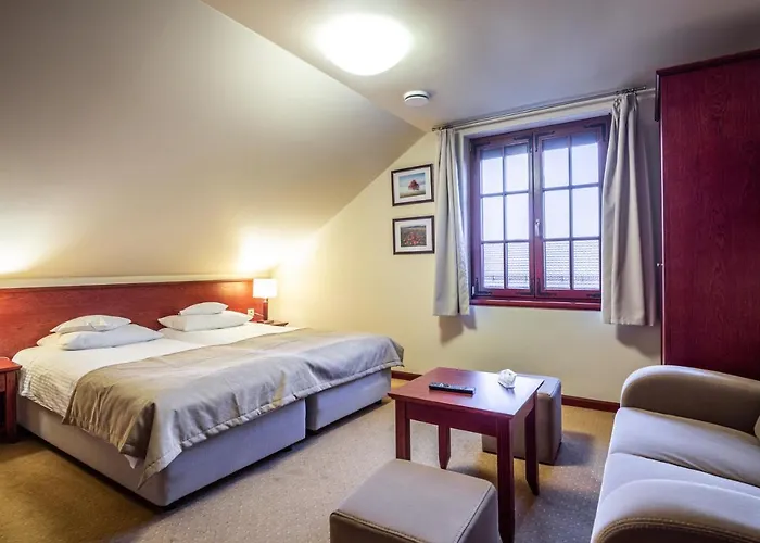 Wzgorze Poreba - W Ofercie Darmowe Ladowanie Aut Elektrycznych 住宿加早餐酒店