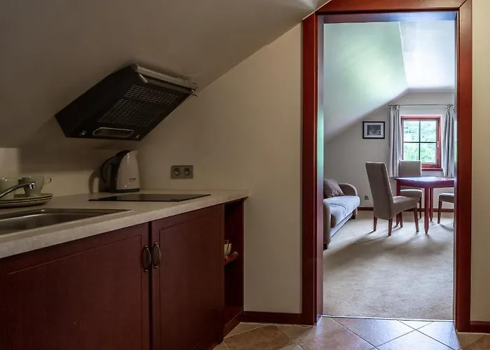 Wzgorze Poreba - W Ofercie Darmowe Ladowanie Aut Elektrycznych 住宿加早餐酒店